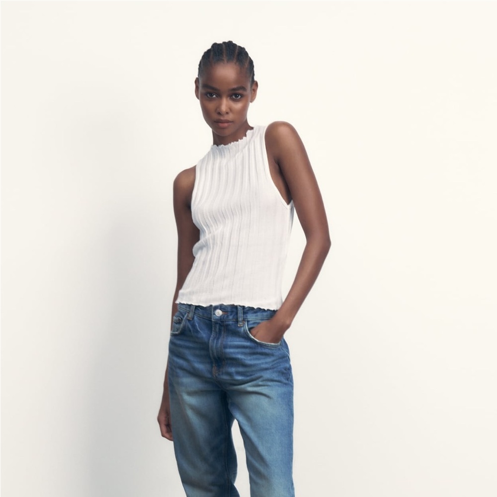 Zara Ribbed Halter Top - Picture 2 of 10